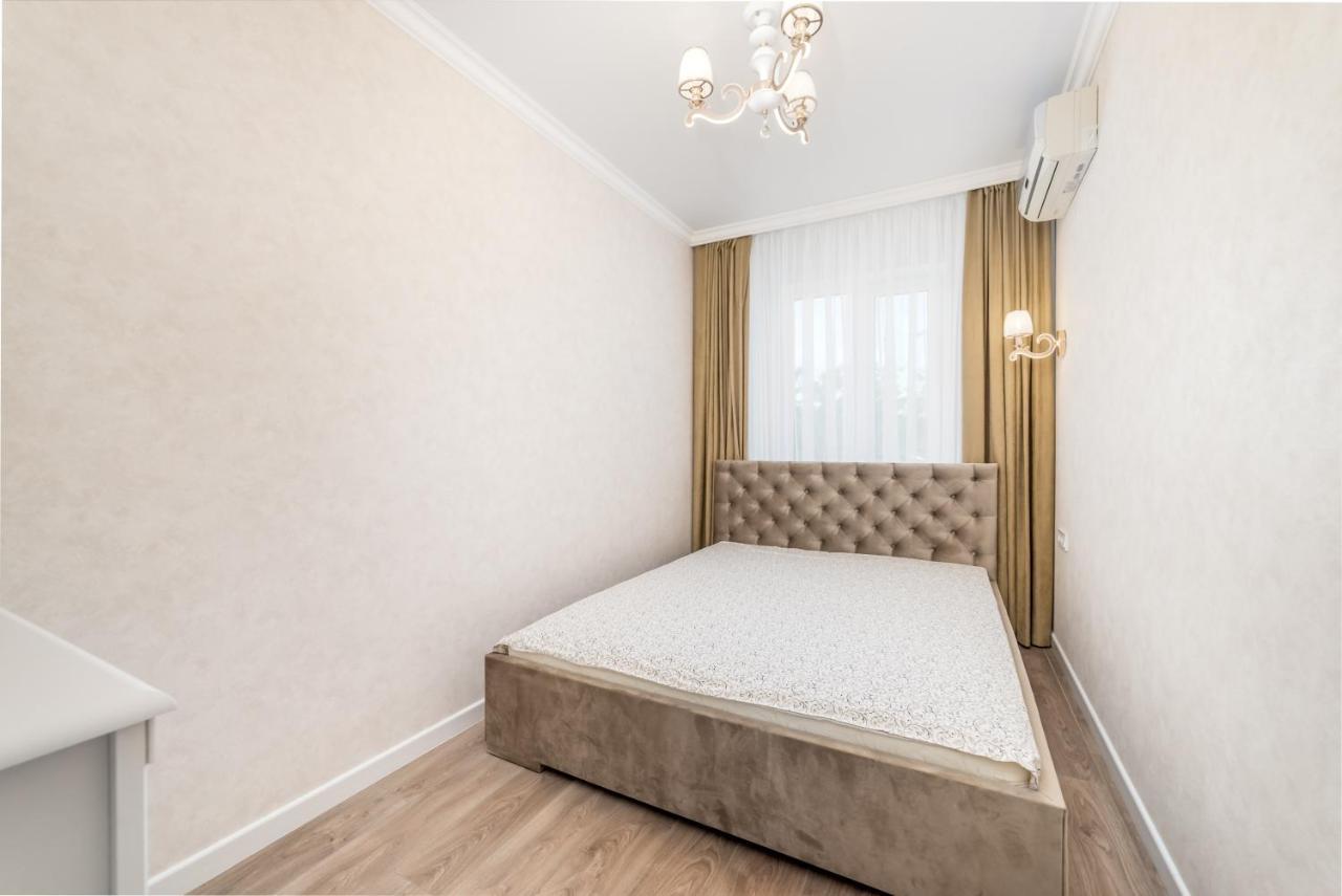 20 Deribasivska Design Apartment Odesa Exterior photo
